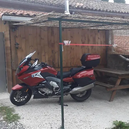 Les Tremieres Couette-café