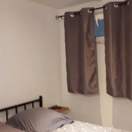 Nocleg ze śniadaniem Les Tremieres *